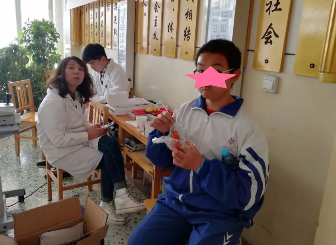 這是個有點心酸的故事，愛心送給那些需要幫助的孩子