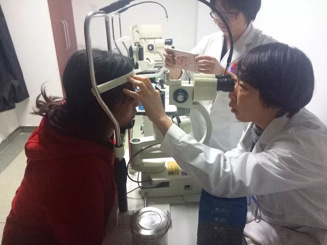 37歲女工眼球穿通傷，專家：越早就醫(yī)越好